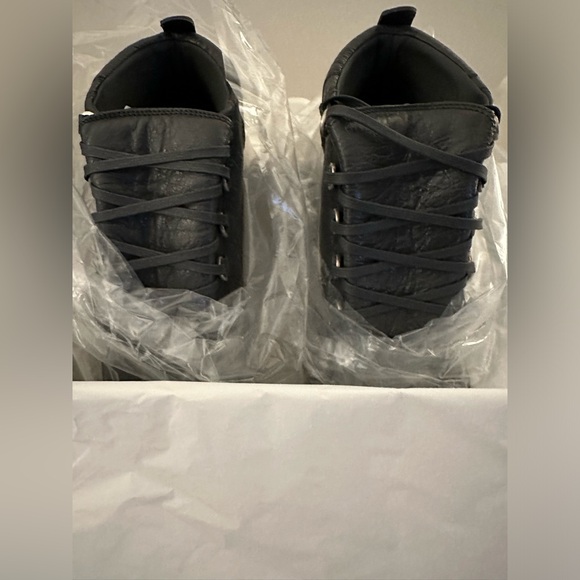 Balenciaga Hightop sneakers - Picture 7 of 11